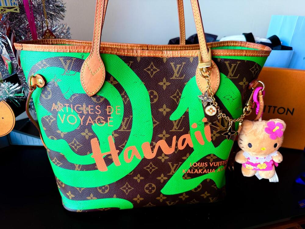Louis Vuitton Hawaii Neverfull MM Maui Bag Cabas Tote Green Mongram Tahitienne